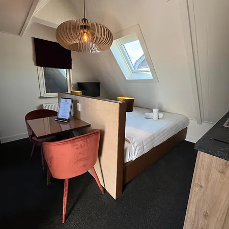 West Aan Zee 酒店 丹欧弗